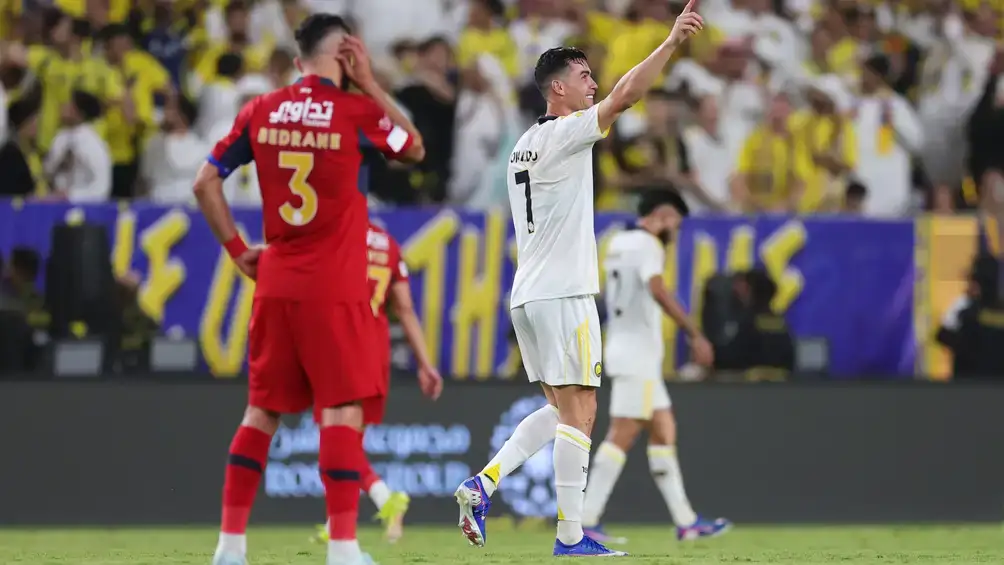 احتفال كريستيانو رونالدو بلقب دوري روشن مع النصر